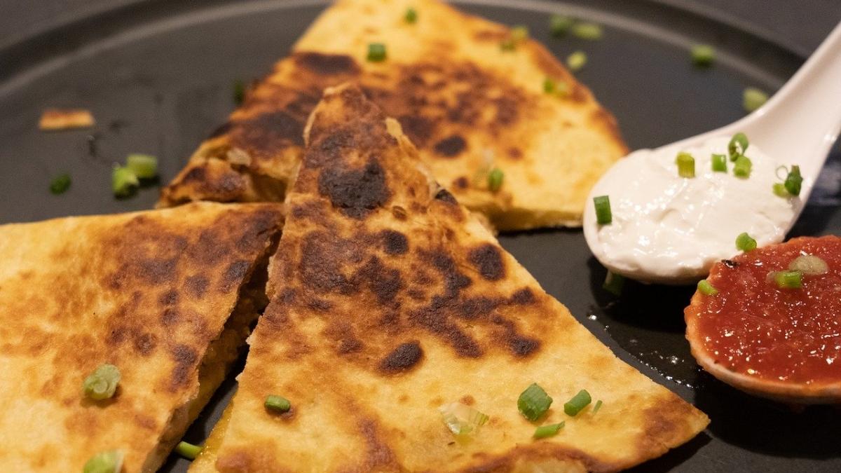 pranzul de care copiii se vor indragosti reteta delicioasa si usor de facut in care legumele se