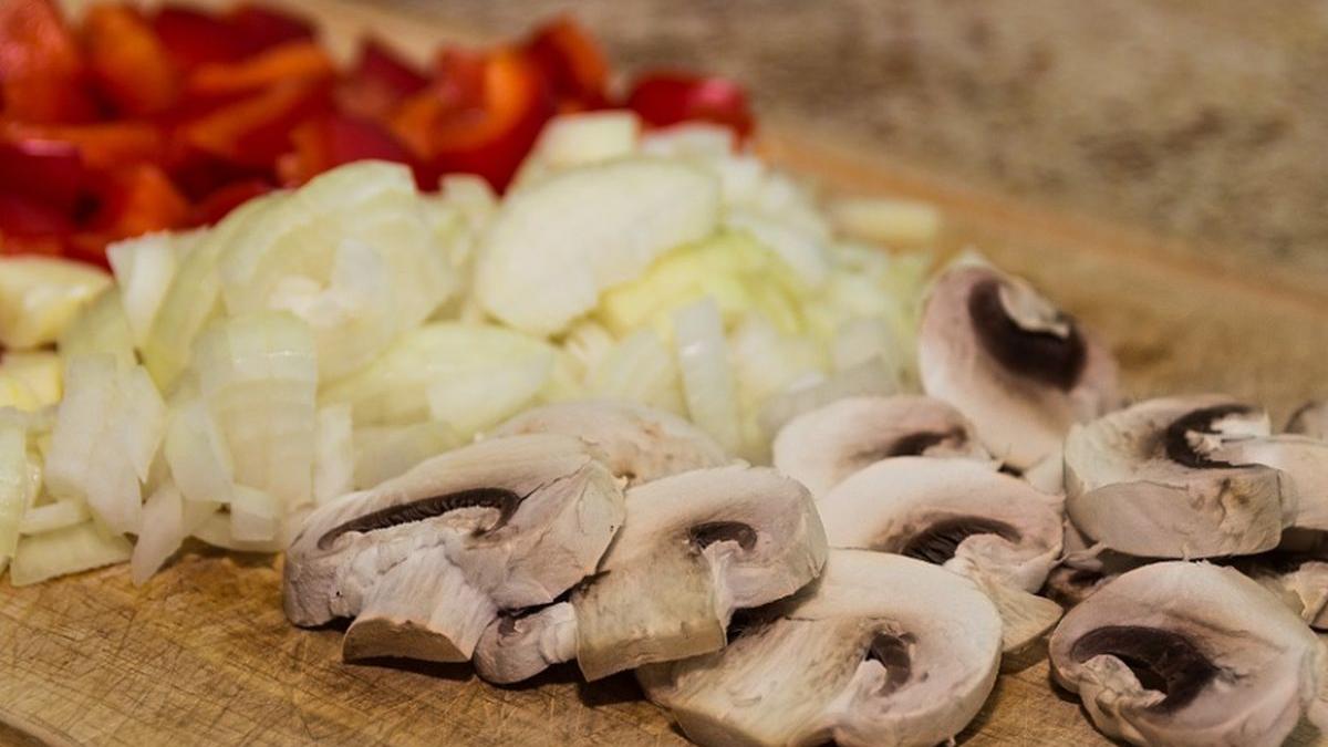 un copil si trei adulti din maramures au ajuns la spital imediat dupa masa ce au mancat