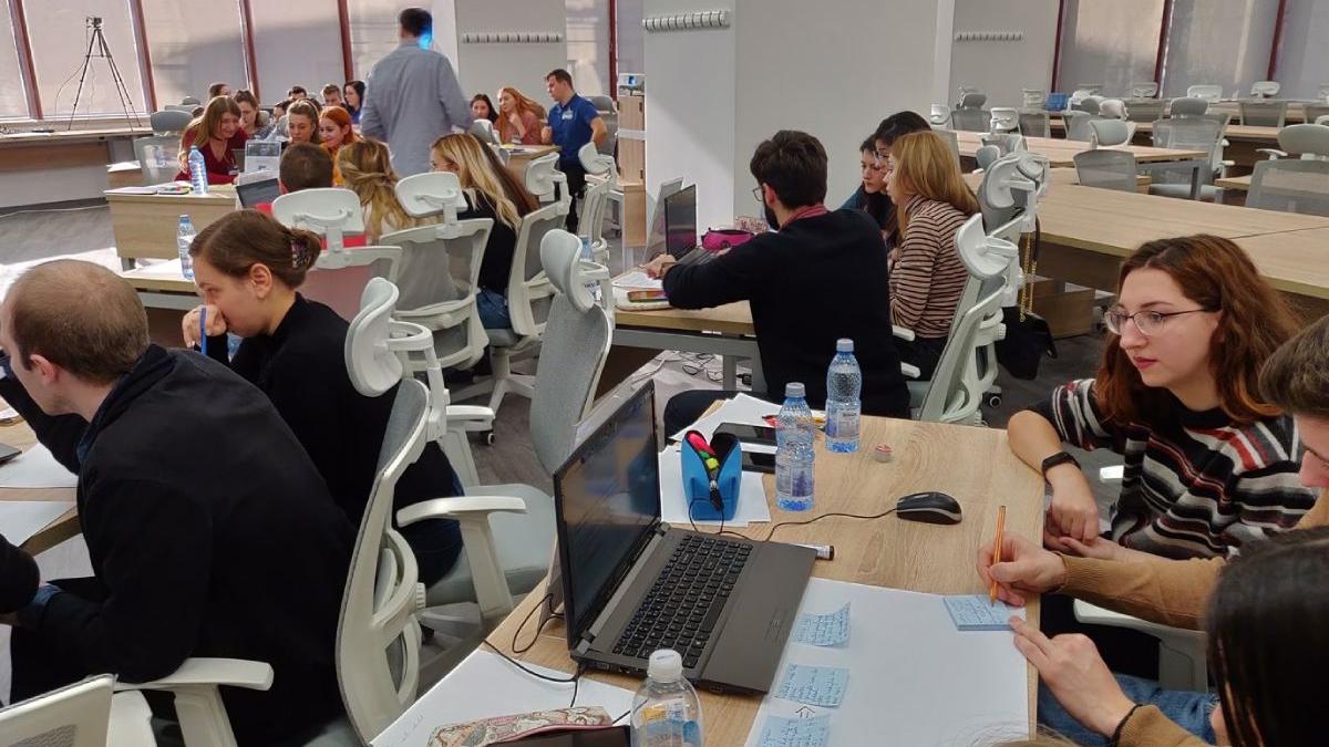 sistem revolutionar invatamant iasi pacienti virtuali ce ar putea fi adevarati