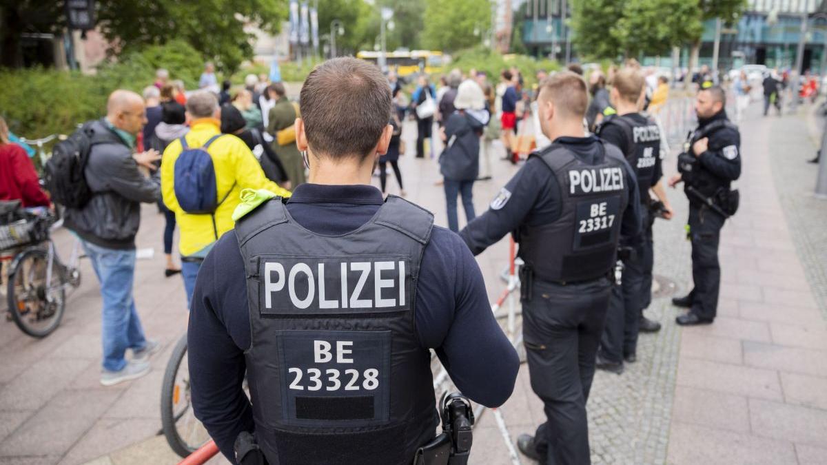 protest berlin germania masuri covid