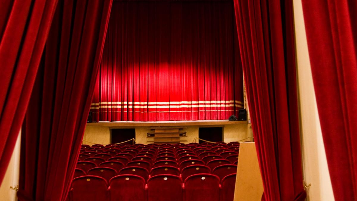 experiment antena 3 intr o sala cu 180 de locuri doar 15 locuri ar putea sa fie ocupate de