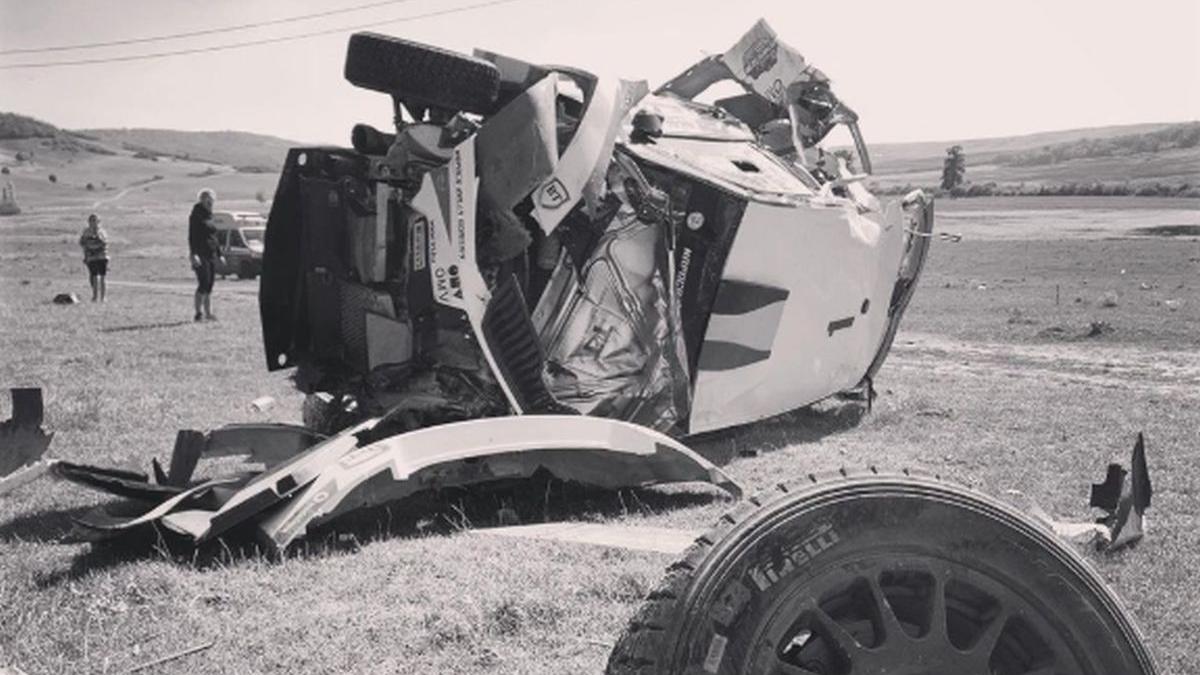 accident cumplit la raliul iasiului masina s a rasturnat si a luat foc imagini socante