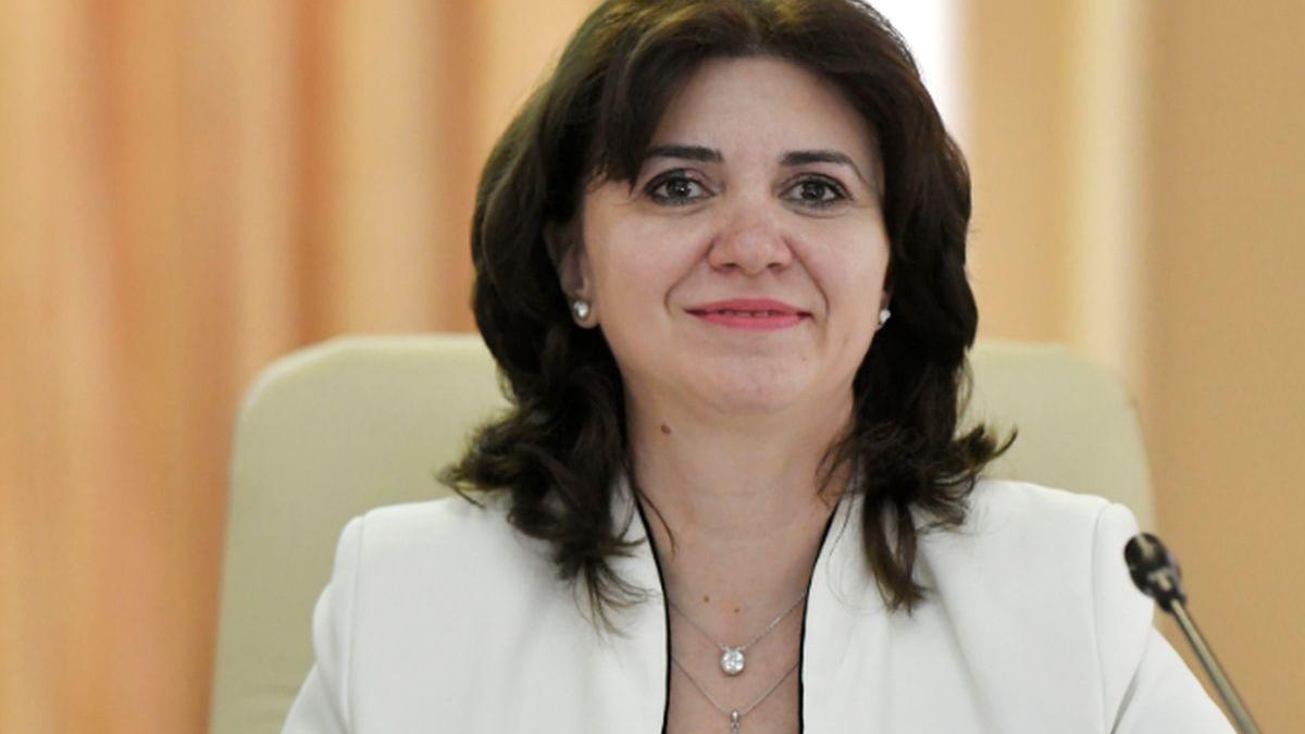 ministrul educatiei sunt 836 de scoli cu toalete in curte