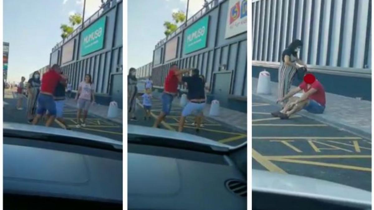 bataie ca n filme in fata unui mall tinerii si au impartit pumni cu nemiluita de fata cu toata lumea