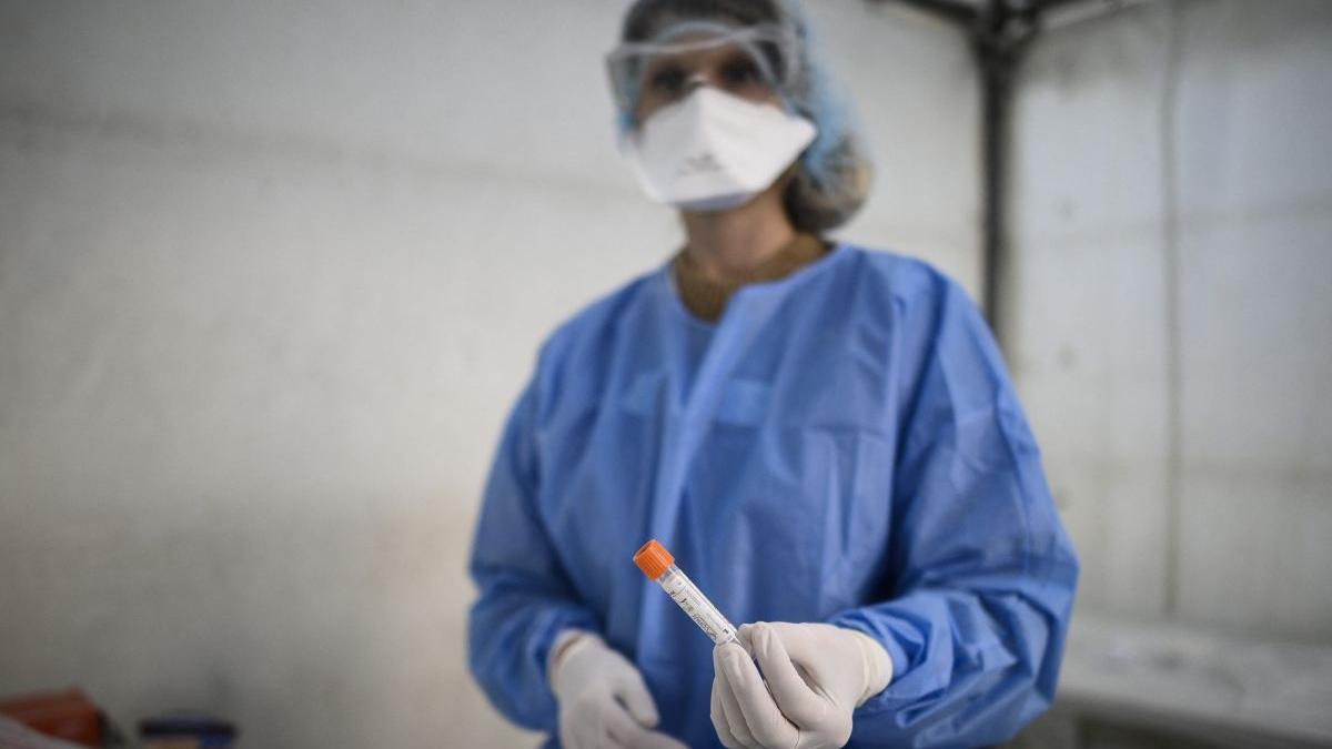 drama unei asistente infectata cu covid de o luna care nu isi poate lua concediu medical chiar daca