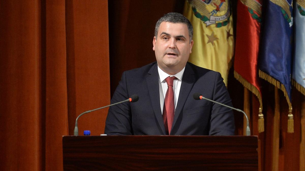 un fost ministru psd acuza o conspiratie e nevoie ca varstnicii sa fie tinuti in case de alegeri