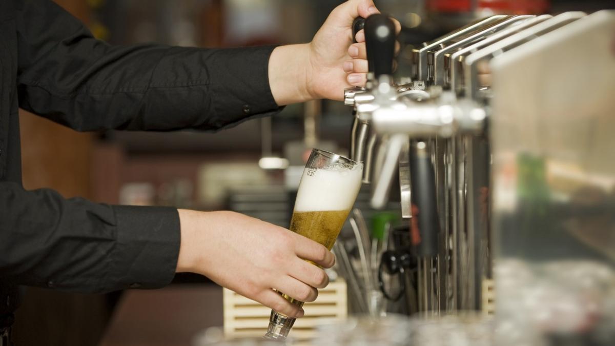 romania fruntasa la consumul de alcool ce bauturi prefera romanii