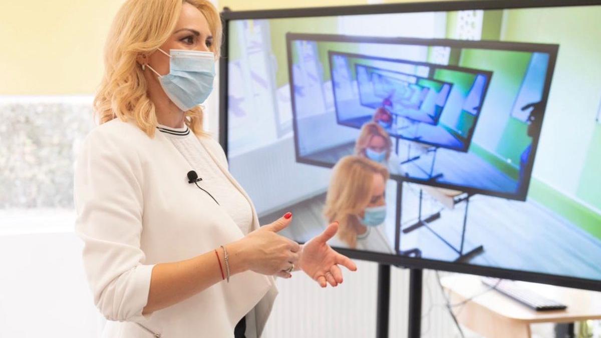 gabriela firea anunta un nou program de testare 250 000 de elevi vor fi testati pentru covid 19