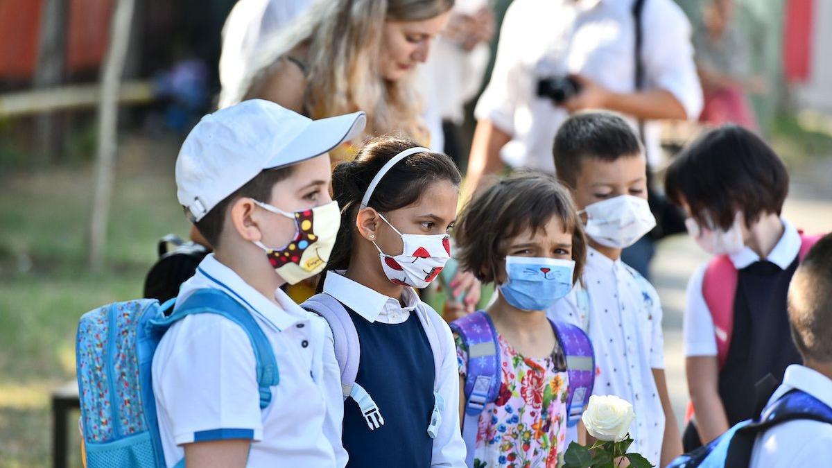 fiu de deputat la scoala infectat cu covid el se testase dar a mers ieri la cursuri toata clasa