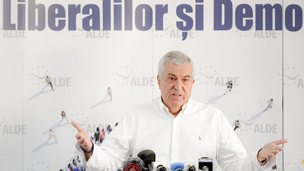 tariceanu sugereaza ca scolile s ar inchide dupa alegeri masinaria de propaganda isi face treaba