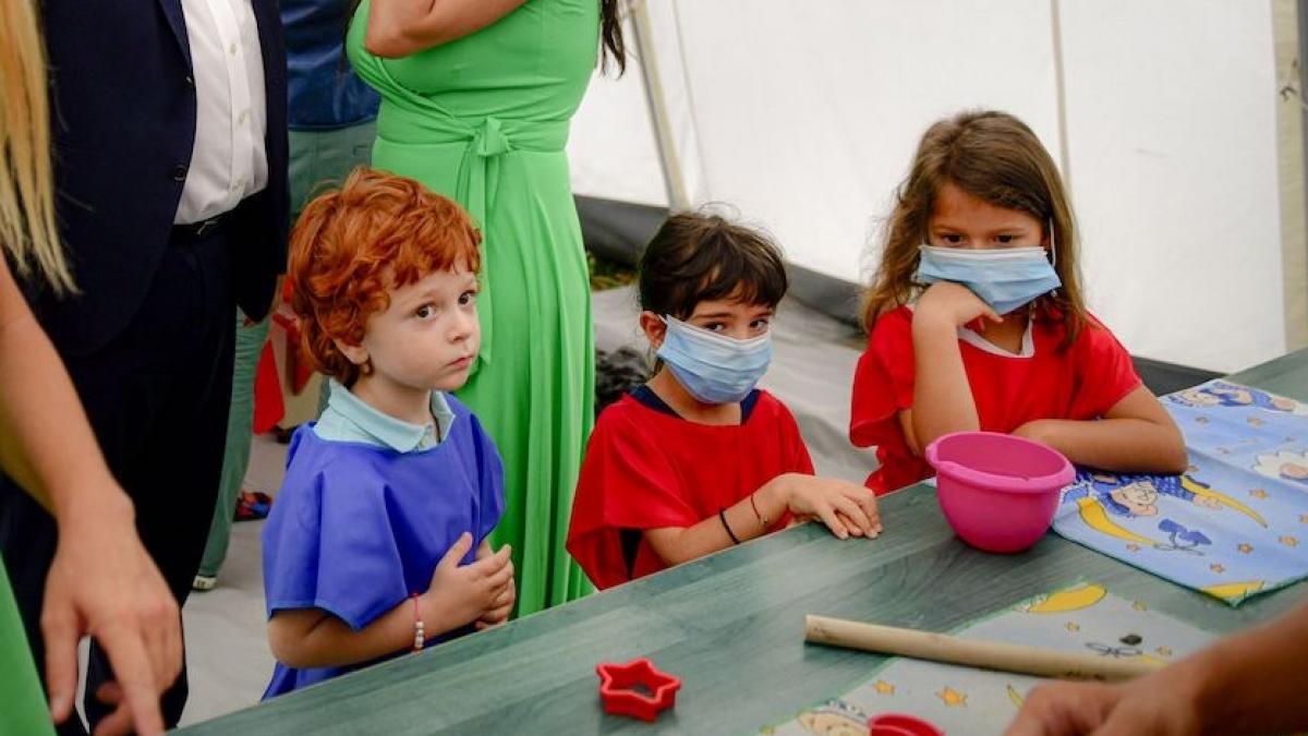 un tata din iasi nu vrea ca fiica lui sa poarte masca si sa se dezinfecteze la scoala este un act