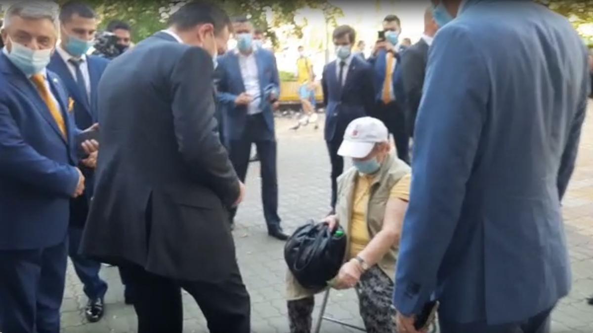 cati bani a scos din buzunar orban la pitesti pentru a se cantari