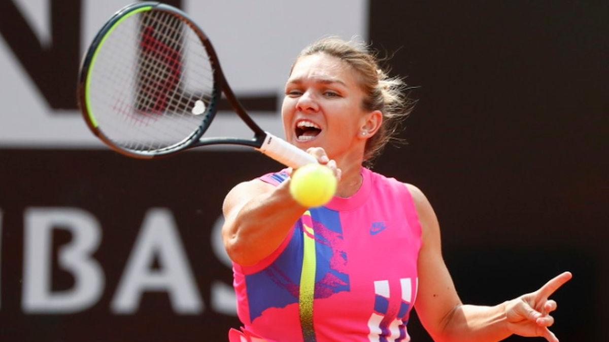 simona halep s a calificat in semifinalele turneului de la roma fara sa joace tot meciul cum a fost