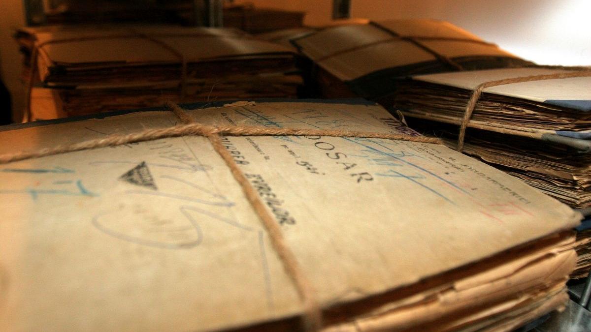 8 candidati la alegerile locale au calitatea de colaborator al securitatii dintre care 5 au decizii