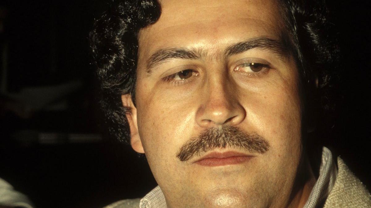 nepot pablo escobar gasit 18 milioane dolari pereti casa fost lord al drogurilor