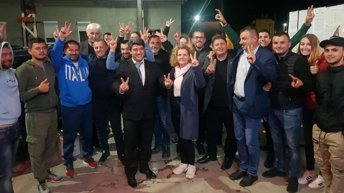 primarul din romania care a castigat cu 95 din voturi v am ciuruit