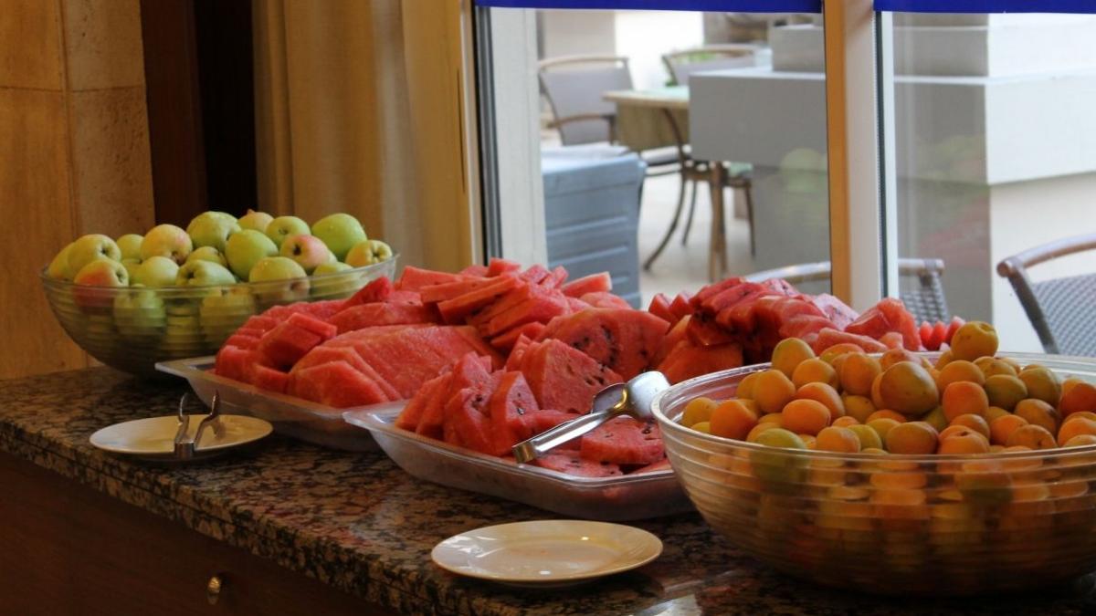 restaurantele si barurile se inchid din nou in mai multe localitati in urma cresterii a numarului