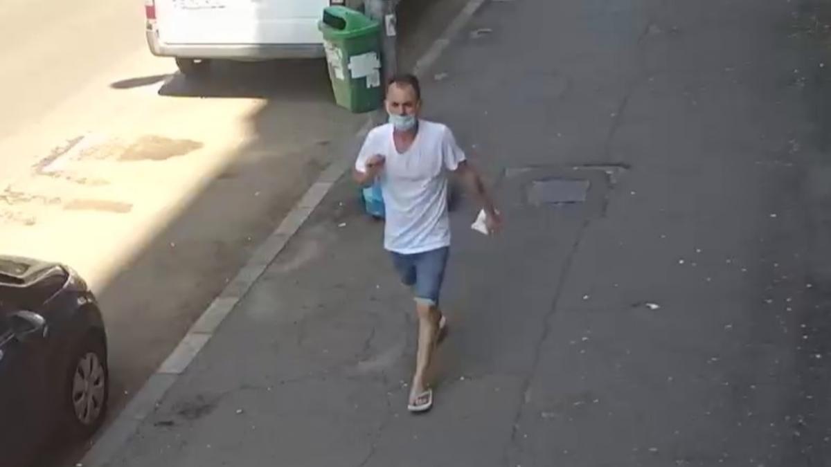 alerta politistii din capitala cauta un barbat care ar fi agresat sexual o tanara in scara unui bloc