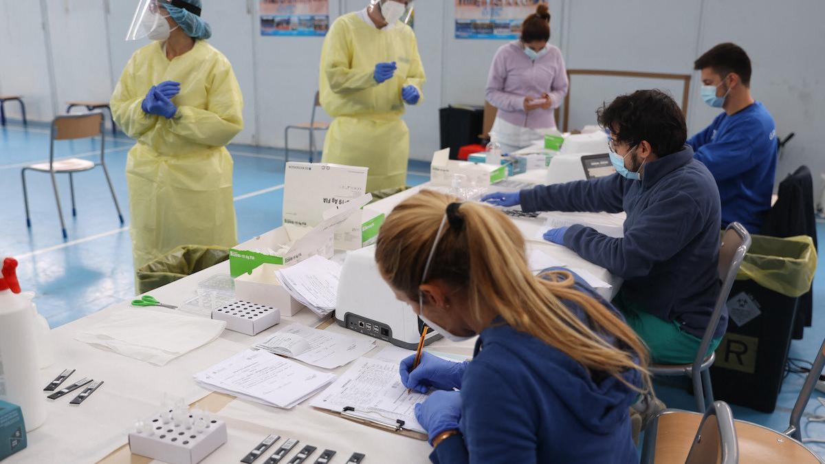 coronavirus in romania 3 octombrie 2020 informatii oficiale din nou peste 2 000 de cazuri noi