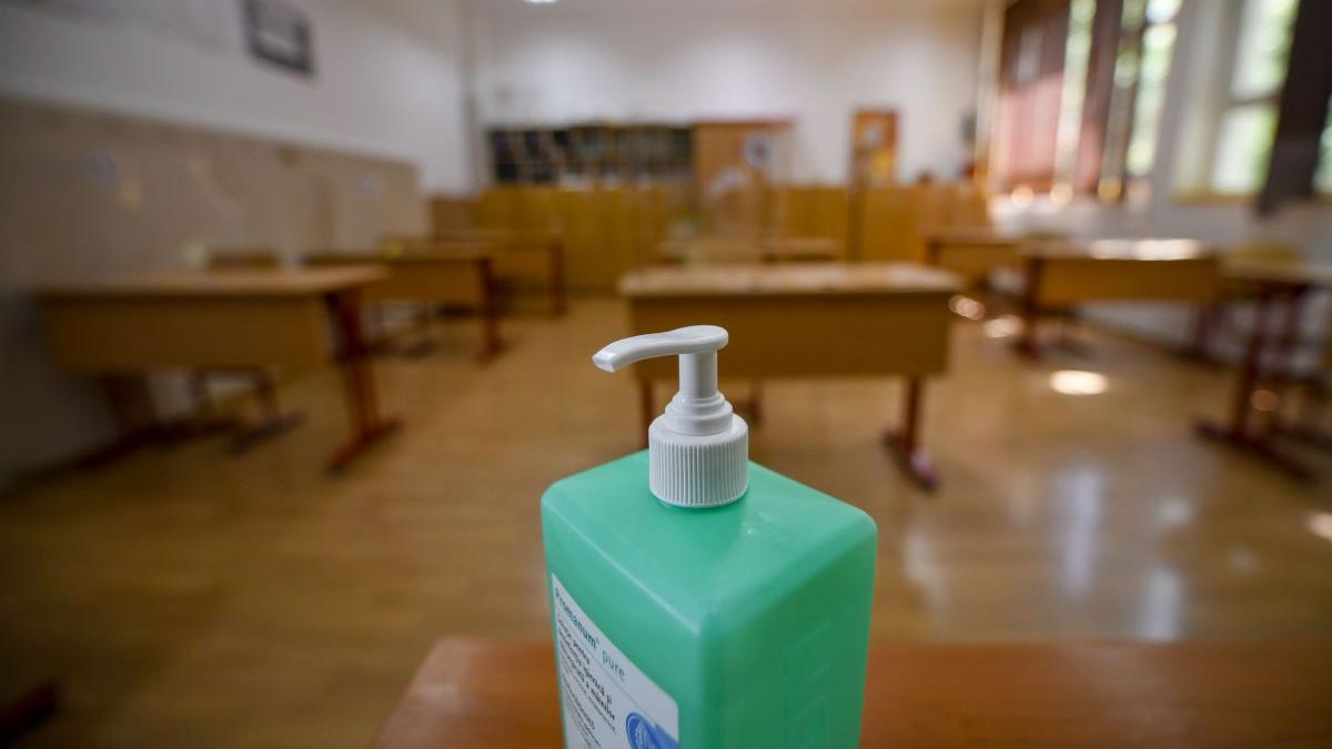 inca o minivacanta pentru elevi de ce nu se fac cursuri luni