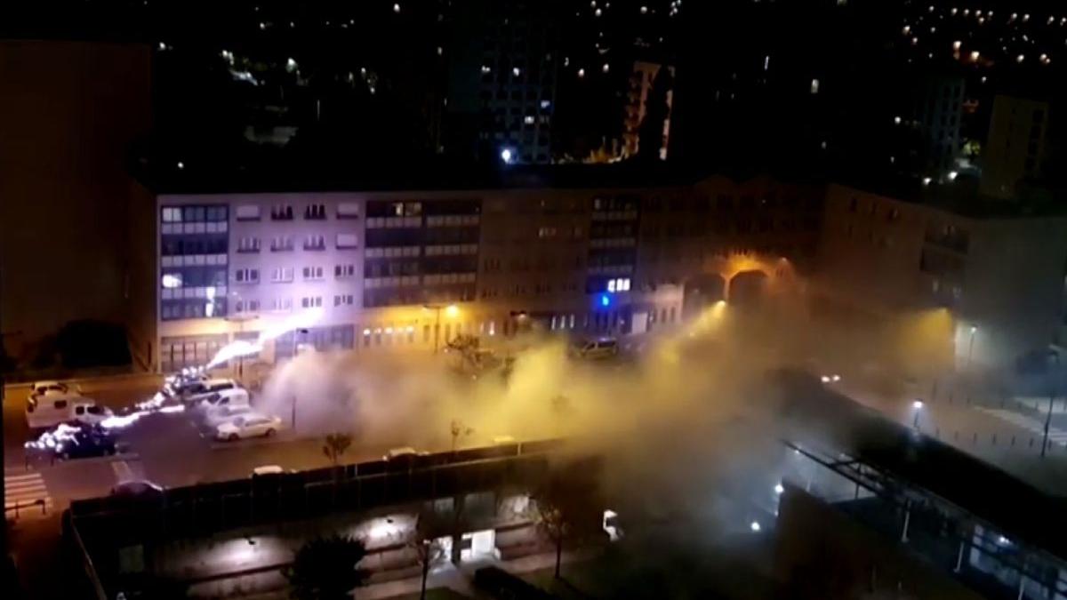 champigny sur marne atac politie artificii