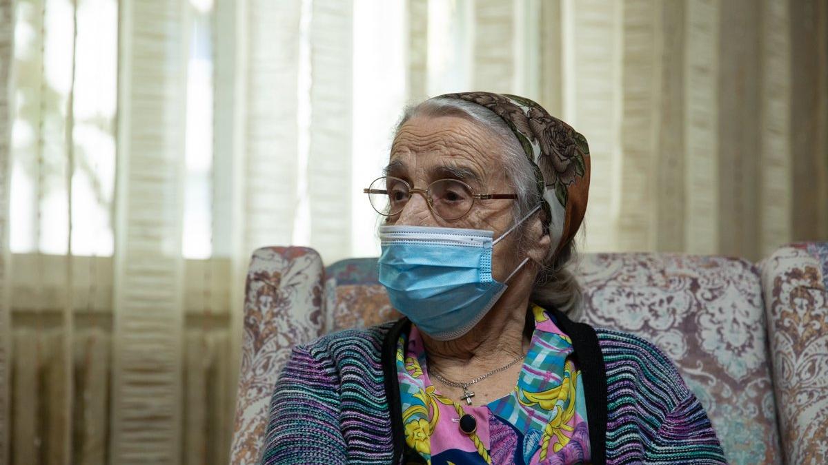 s a vindecat de covid la 96 de ani