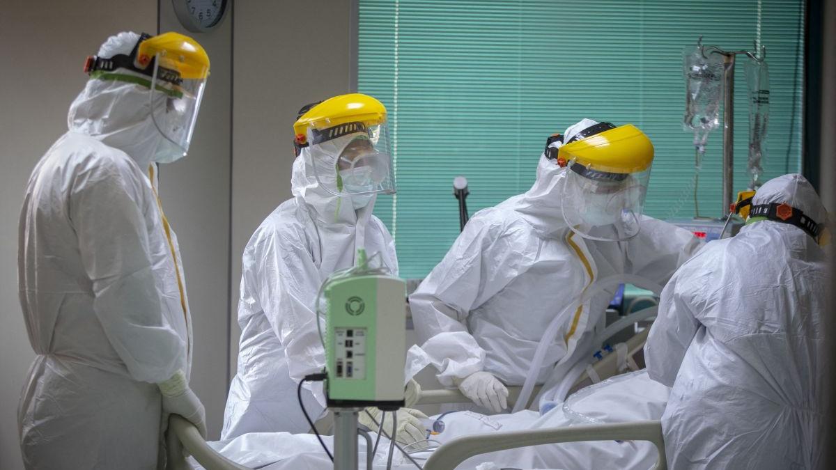 ce mor bolnavii de covid spital