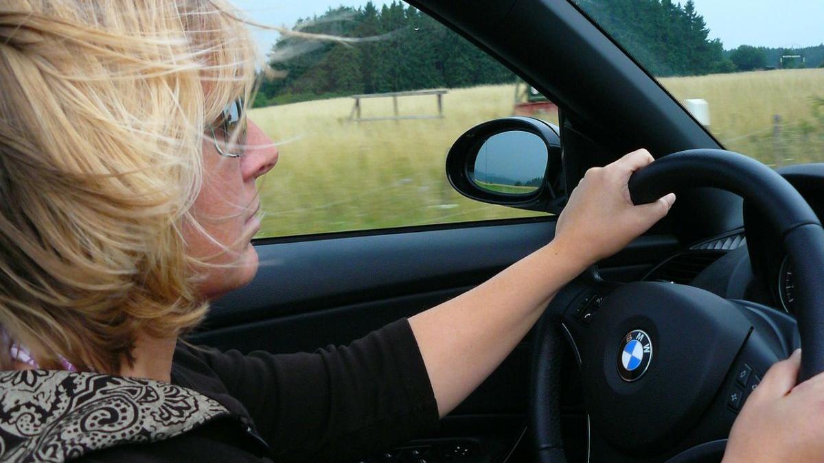 reguli noi inmatriculare masini volan dreapta