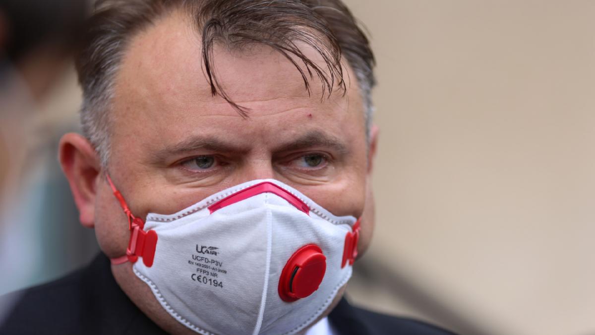 ministrul sanatatii asimptomatici simptomatici fara comorbiditati tratati domiciliu