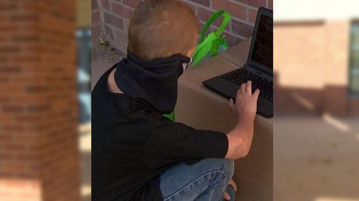 johnatan endecott roswell internet scoala online