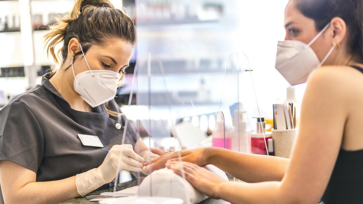 10 intrebari pe care ar trebui sa ni le punem atunci cand alegem un salon de infrumusetare