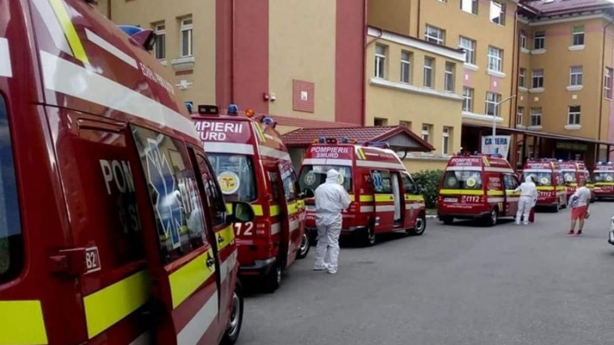 ambulanta pana acum un caz dura 15 minute acum patru ore cu covid