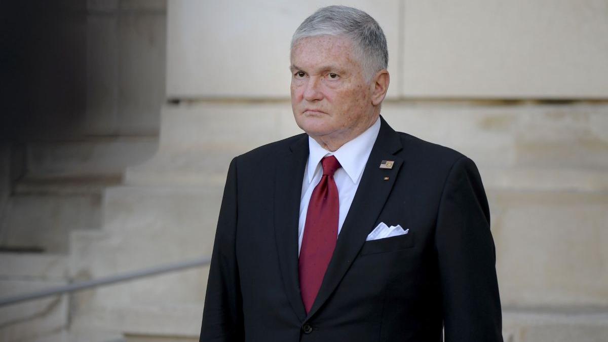 adrian zuckerman ambasador sua covid19