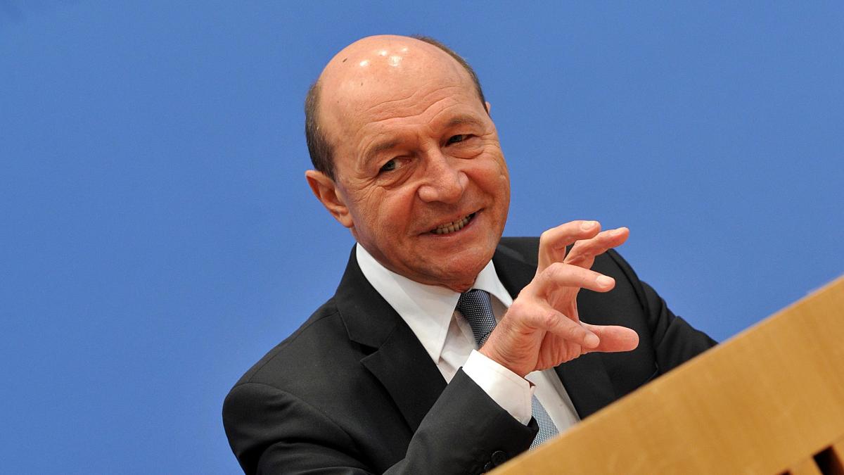 traian basescu transportul public crima masuri covid
