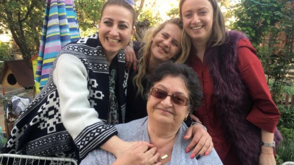 jurnalista loredana chimoiu inmormantare