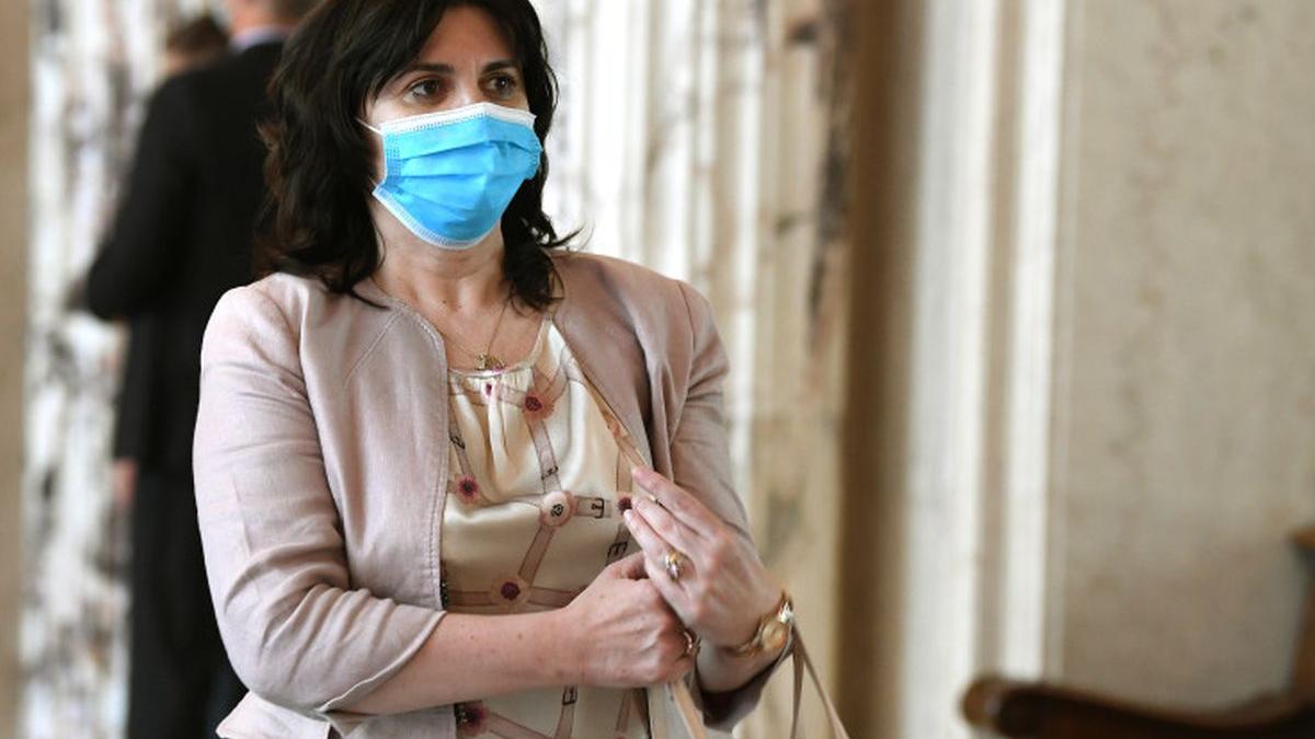 monica anisie acces internet