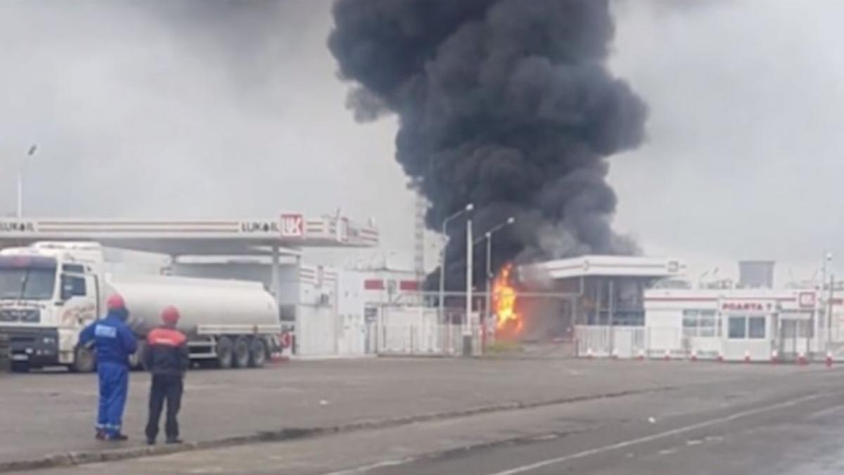 incendiu rafinarie ploiesti