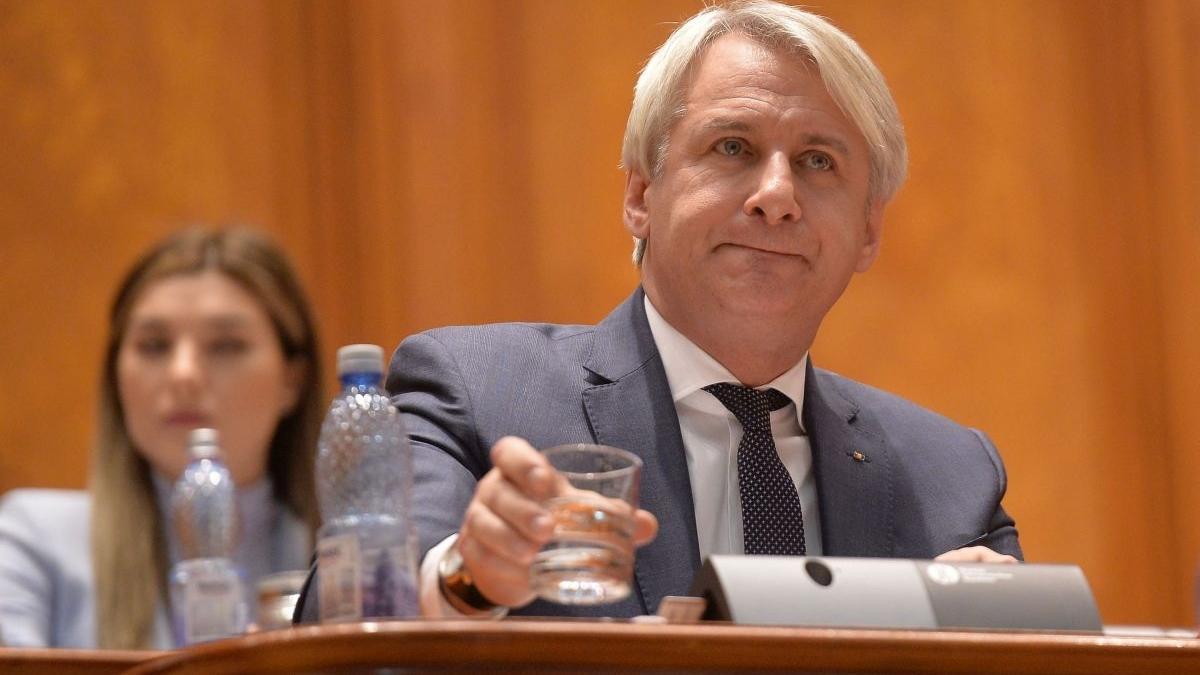 eugen teodorovici cere demisia presedintelui iohannis esti obligat sa ti dai demisia imediat