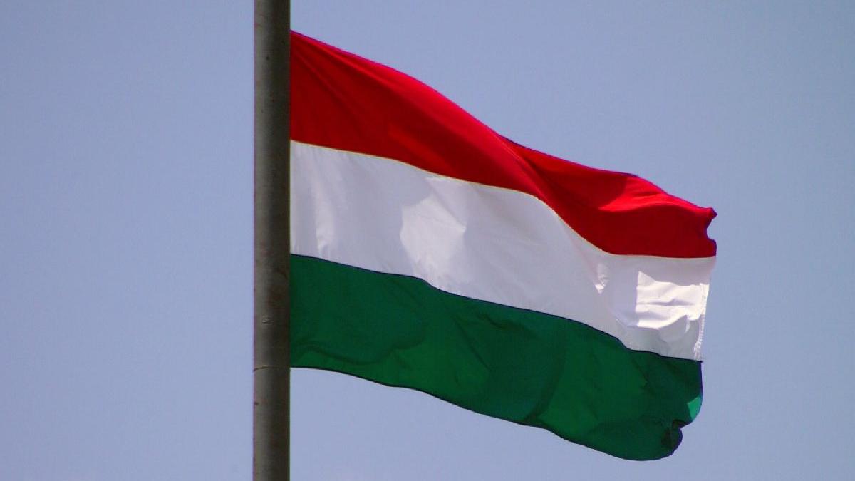 trianon lege sarbatoare arpad potapi