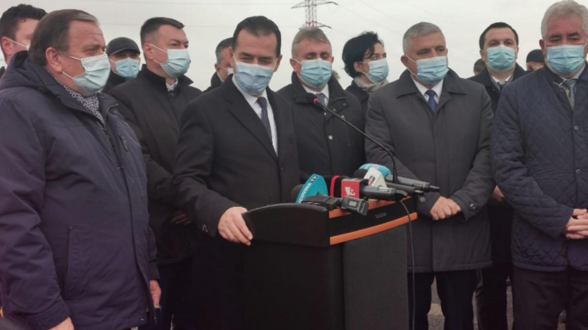 premierul orban a inaugurat un drum de 16 km inceput de un deceniu a fost deschis doar pentru
