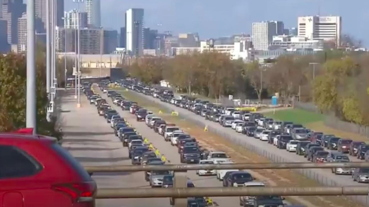 americani cozi ajutoare hrana criza alimentara