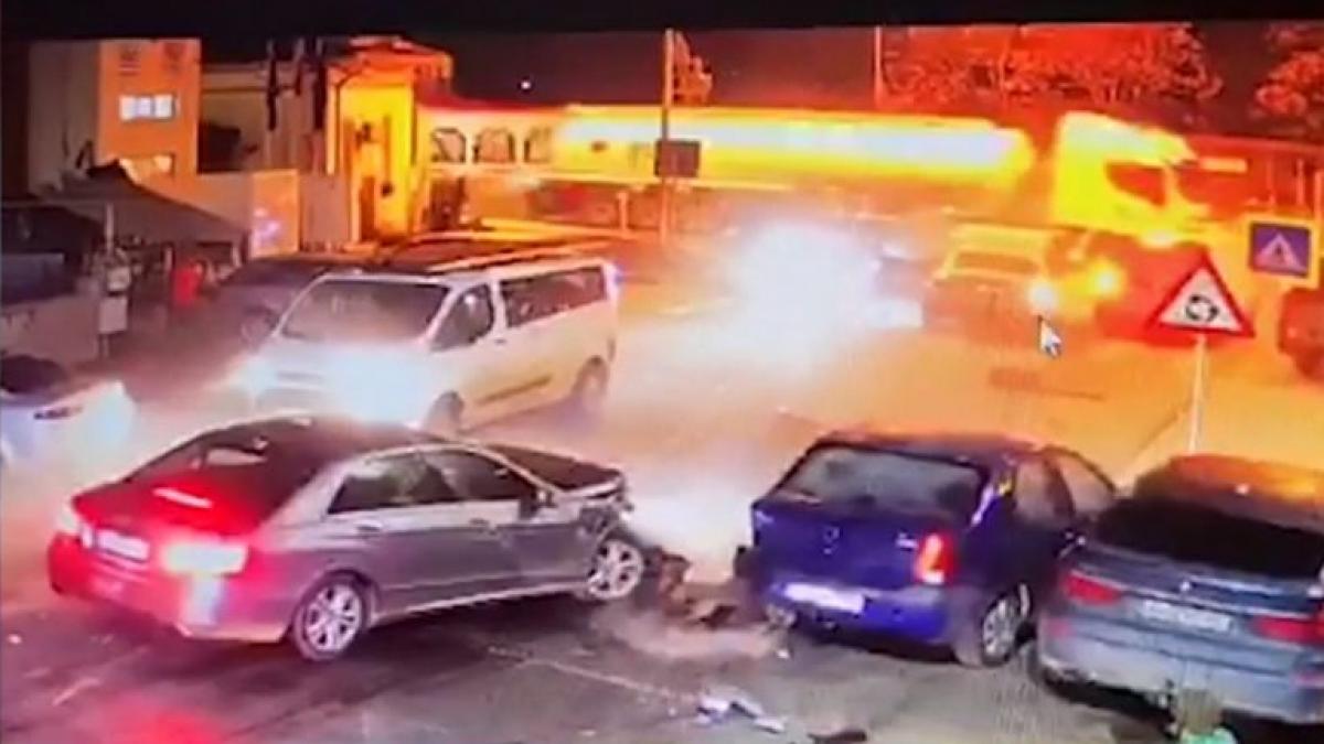 imagini cu jaful de sute de mii de euro de la sintesti