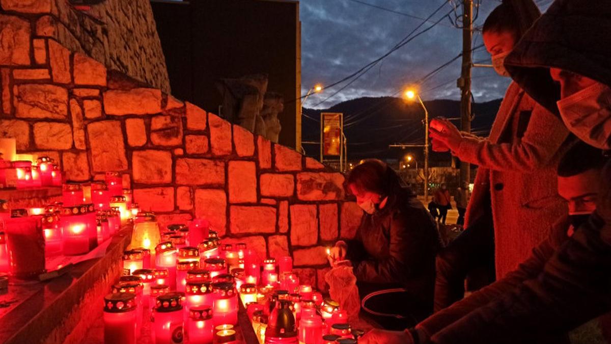 pacient decedat incendiu piatra neamt