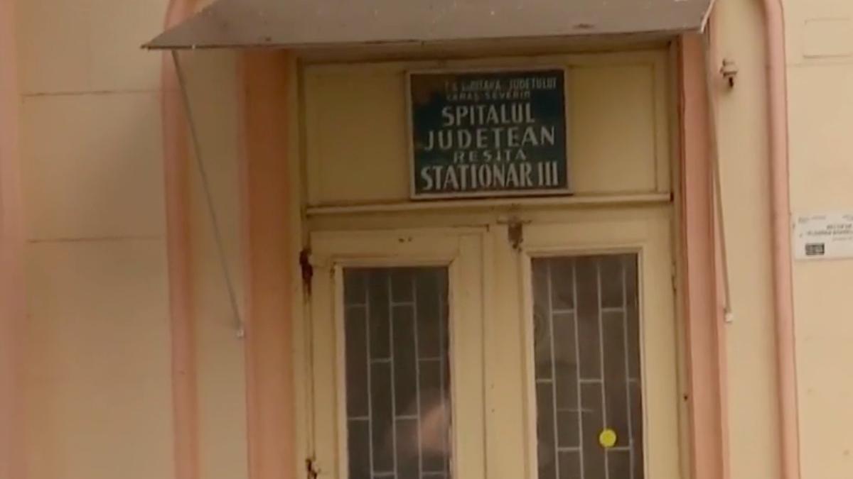 spitalul groazei resita angajati becuri masti