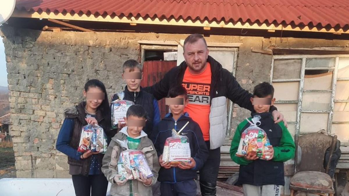 bistritean mos craciun 300 copii nevoiasi