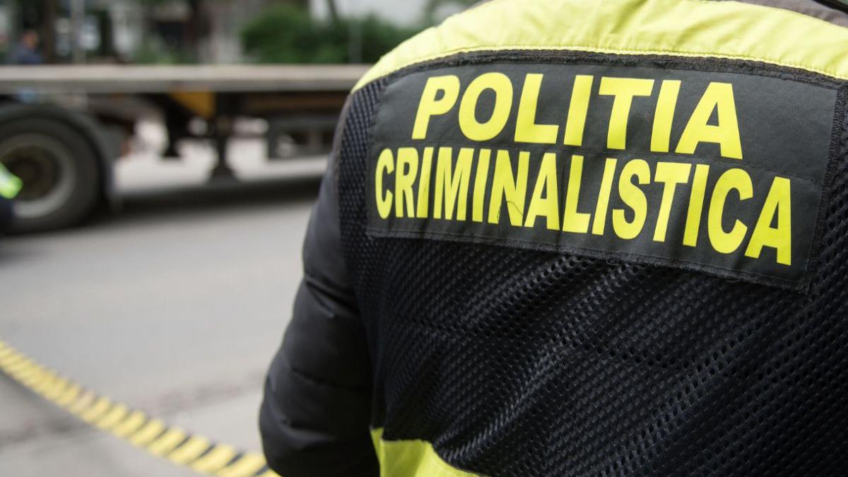 accident arges autoutilitara tir