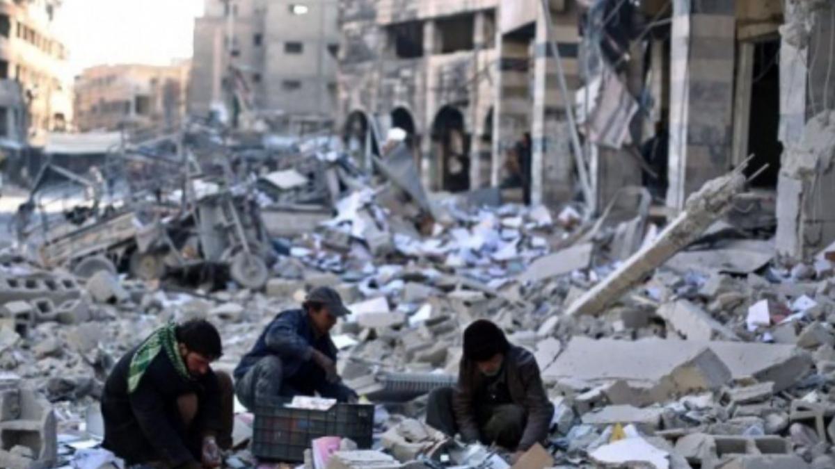 cel putin opt morti si 15 raniti intr un atentat cu masina capcana in afganistan