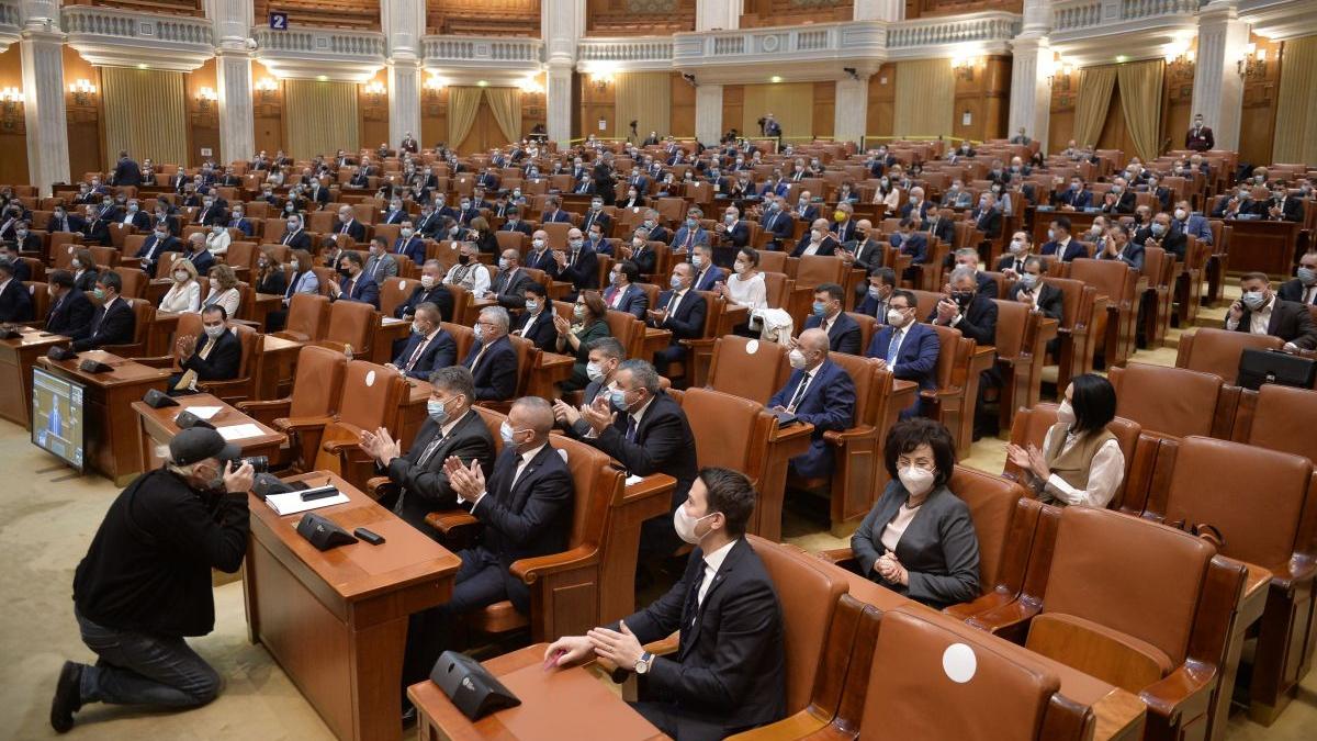 deputati infectati coronavirus grup minoritati