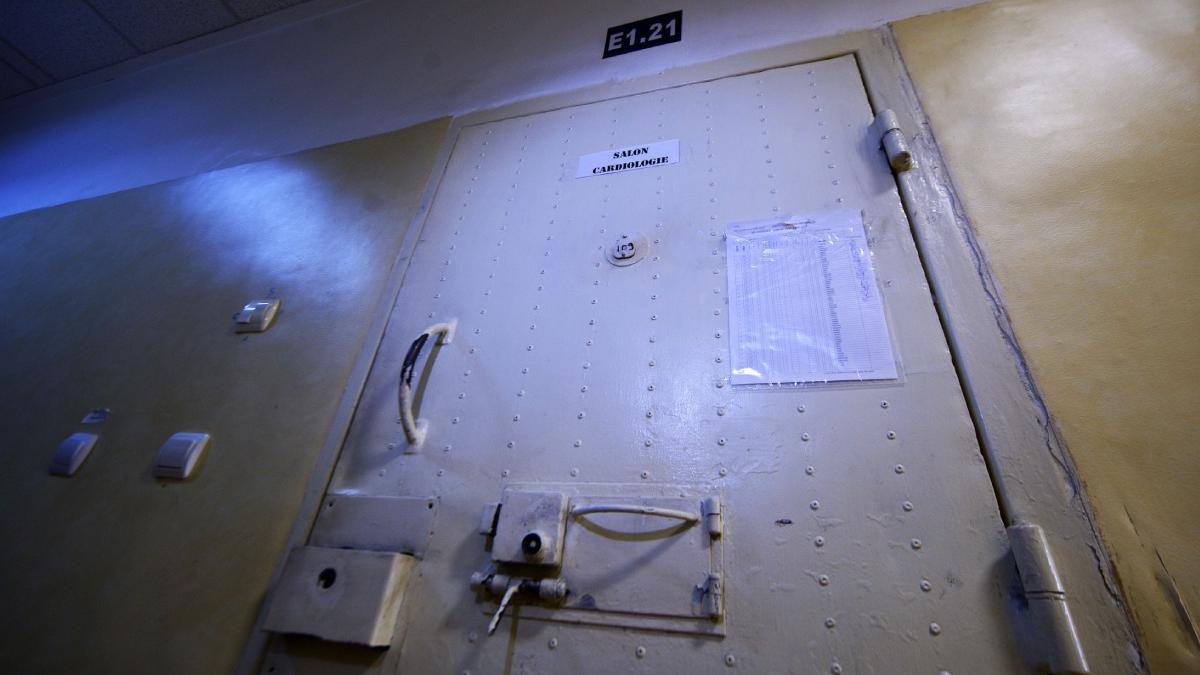 detinutii din penitenciarul spital jilava care nu mai sunt contagiosi ar putea sa fie plimbati 600