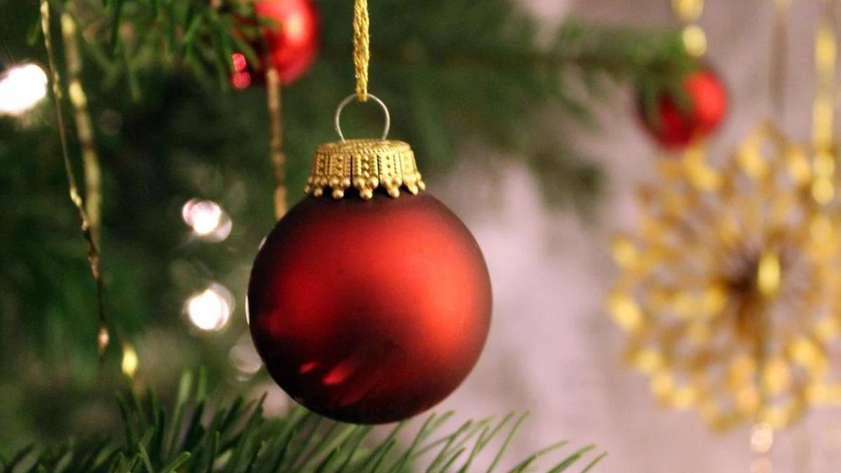 semnificatie brad craciun impodobit